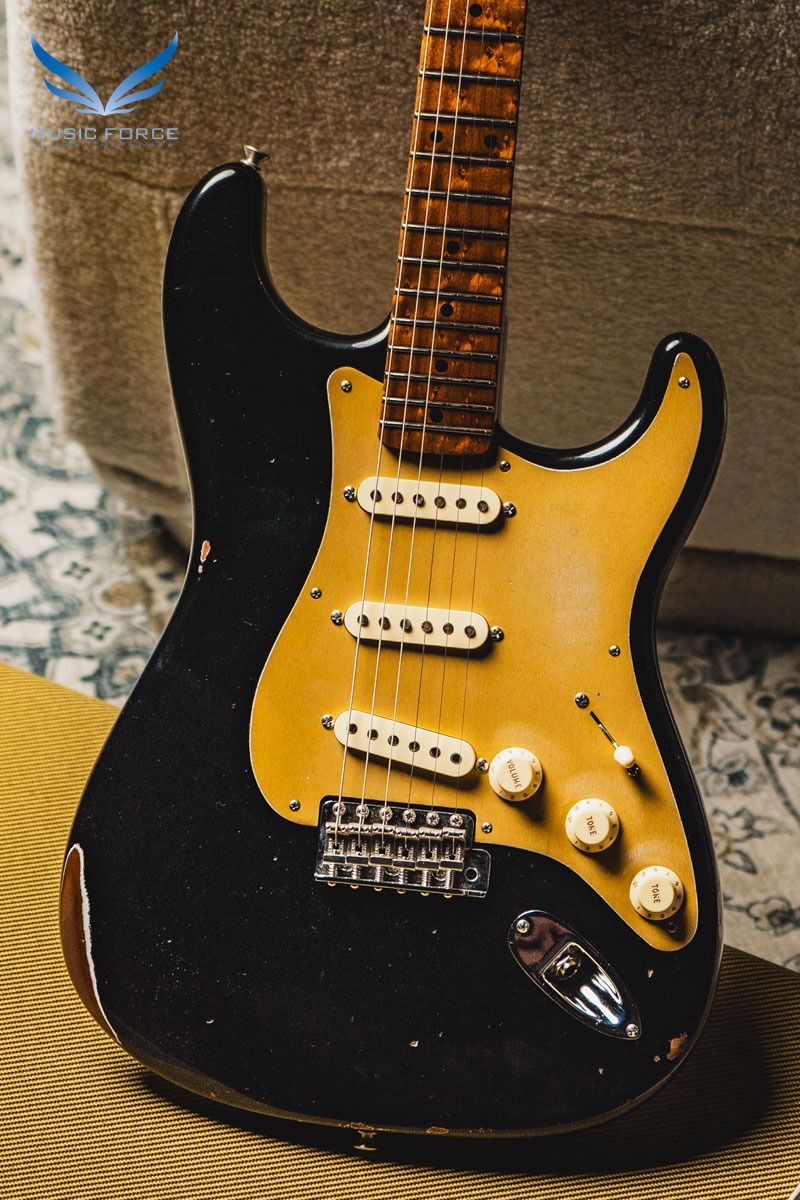 [2024 새봄맞이세일! (~5/31까지)] Fender Custom Shop Limited Edition 1956 Roasted Strat Relic-Aged Black w/3A Roasted Birdseye Maple Neck(신품) - CZ575443