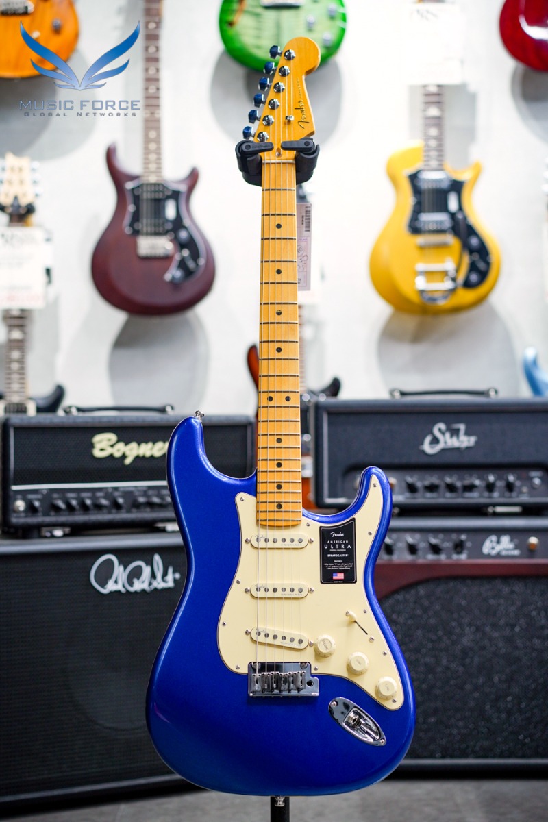 Fender USA American Ultra Strat SSS-Cobra Blue w/Maple FB (신품) 펜더 아메리칸 울트라 스트라토캐스터 - US22025728