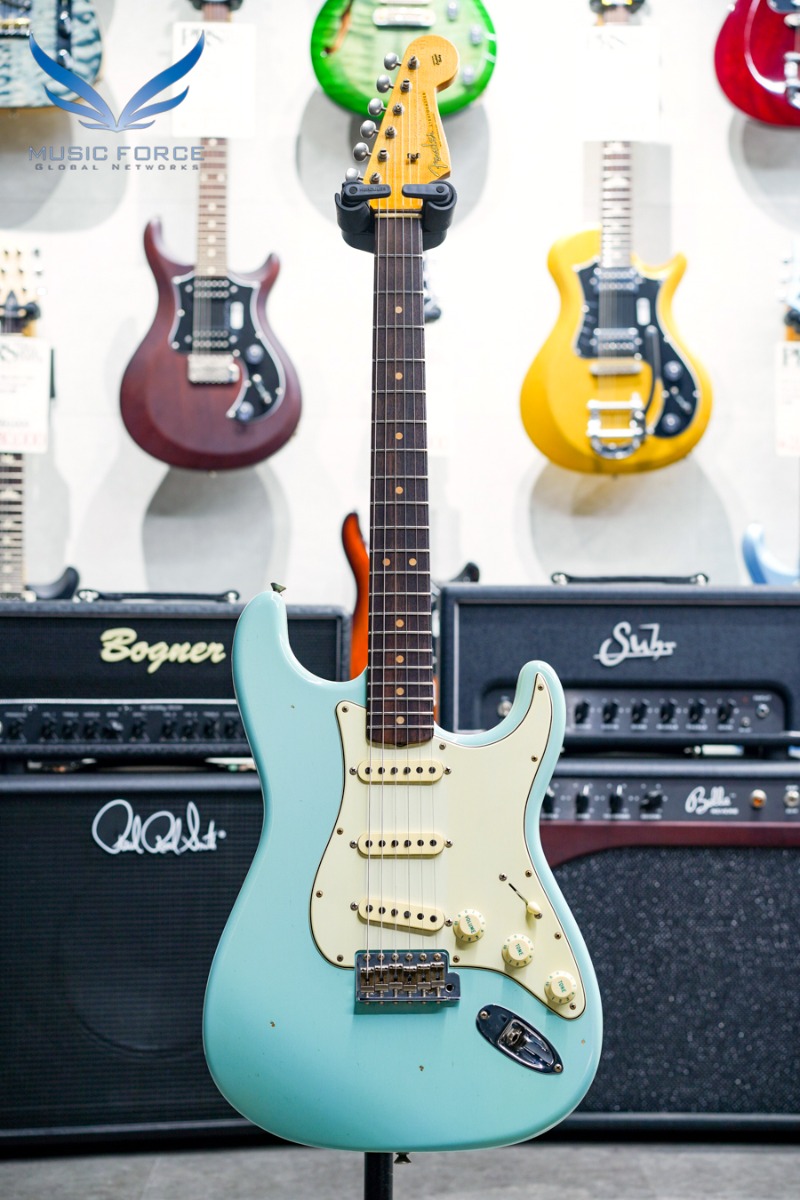 Fender Custom Shop 1964 Strat Journeyman Relic-Faded/Aged Daphne Blue (신품) - CZ564743