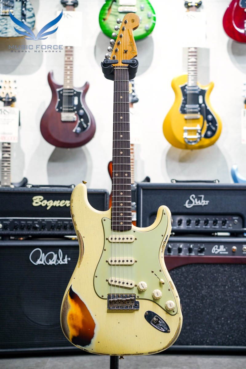 Fender Custom Shop 1961 Strat Heavy Relic-Aged Vintage White over 3 Tone Sunburst (신품) - CZ564312