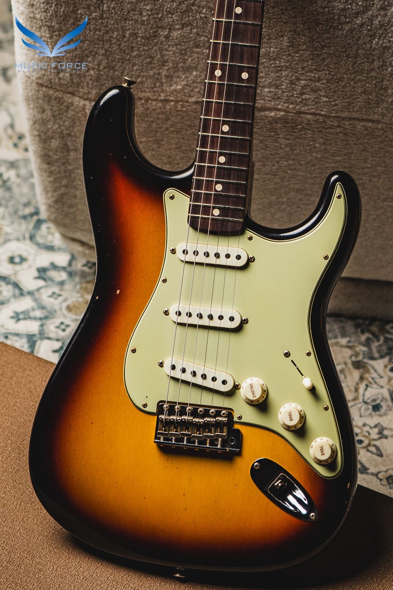 [2024 Summer Sale! (~7/31까지)] Fender Custom Shop Limited Edition 62/63 Stratocaster Journeyman Relic-Faded/Aged 3 Tone Sunburst (2023년산/신품) - CZ571775