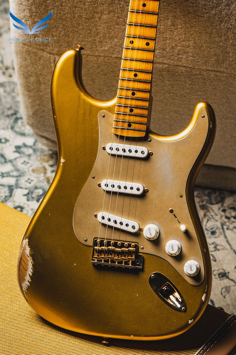 [2024 Summer Sale! (~7/31까지)] Fender Custom Shop Limited Edition 1955 Strat Relic - Aged HLE Gold w/Gold Hardware (2021년산/신품) - CZ552975